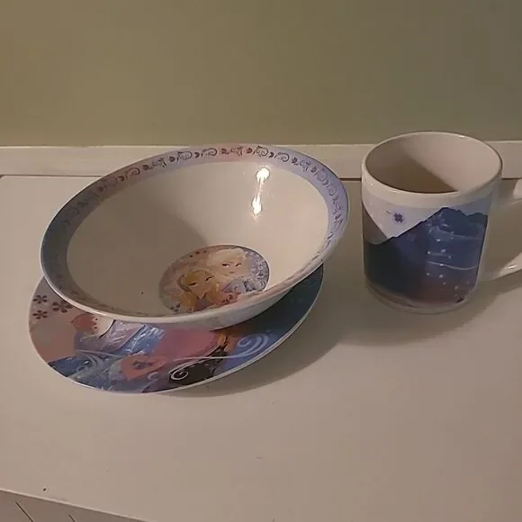 Frozen Dinner Set - Picture 1 of 8